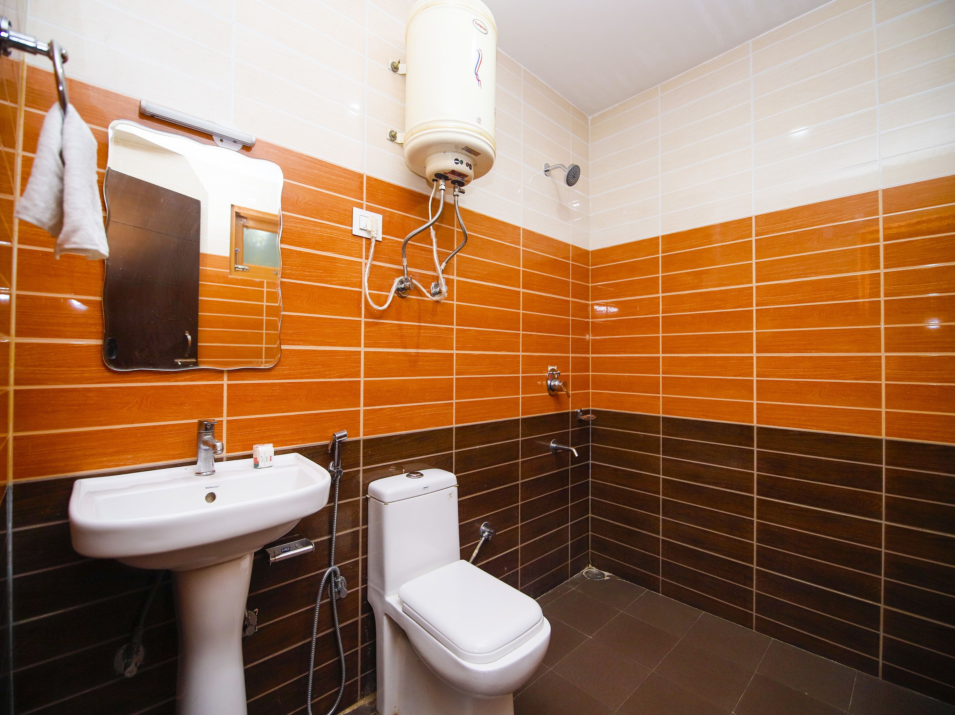 Hotel Green View by OYO Rooms