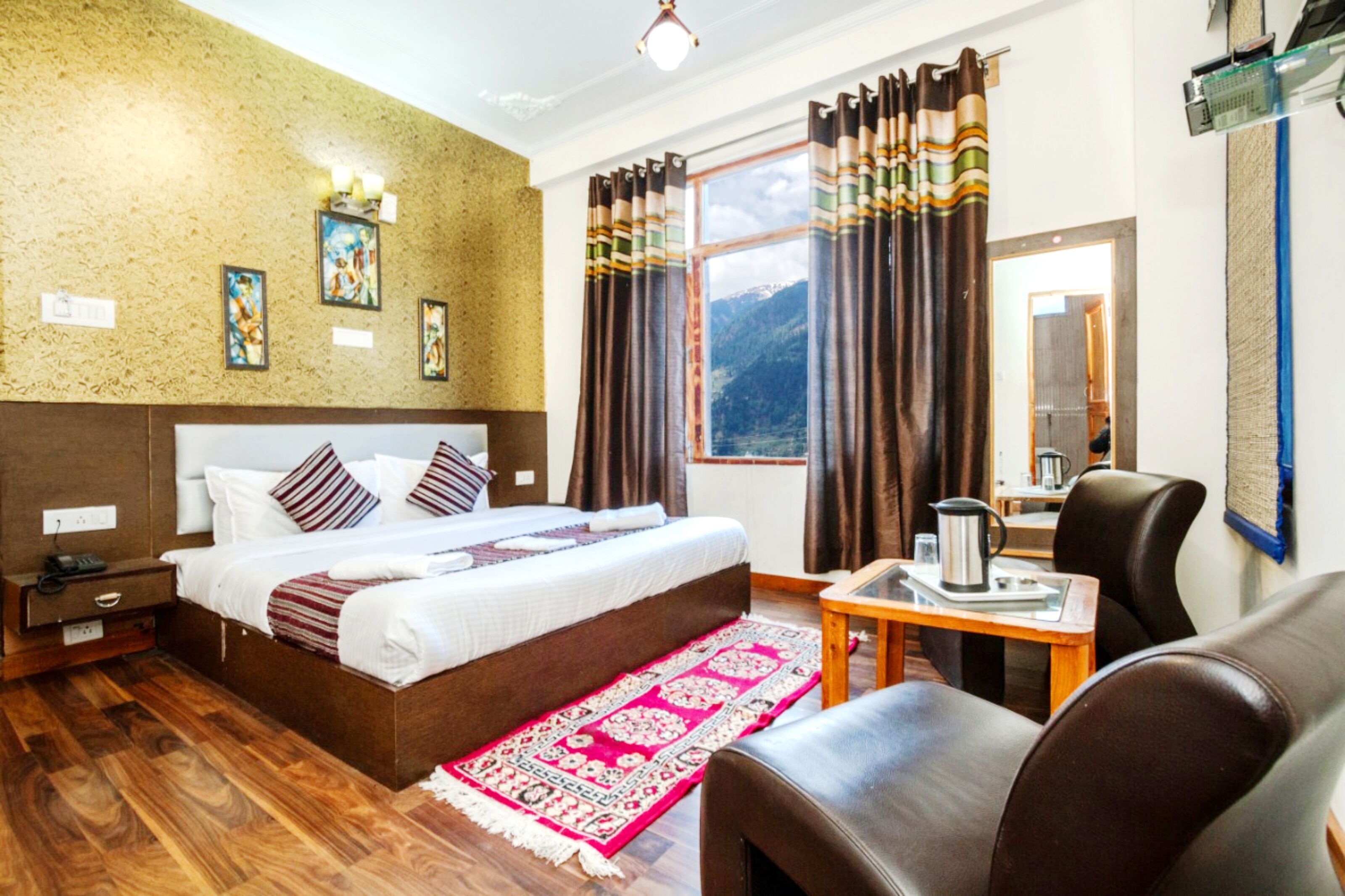 Hotel Hillside View Manali by Goroomgo