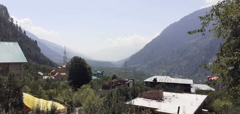 Hotel Himalayan Oak