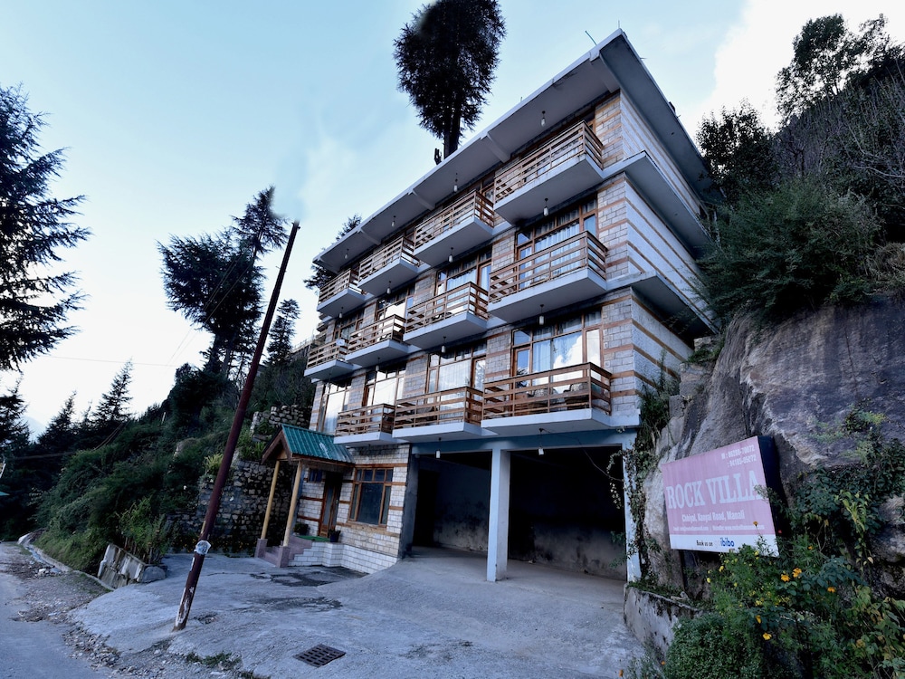 Hotel Rock Villa By OYO Rooms