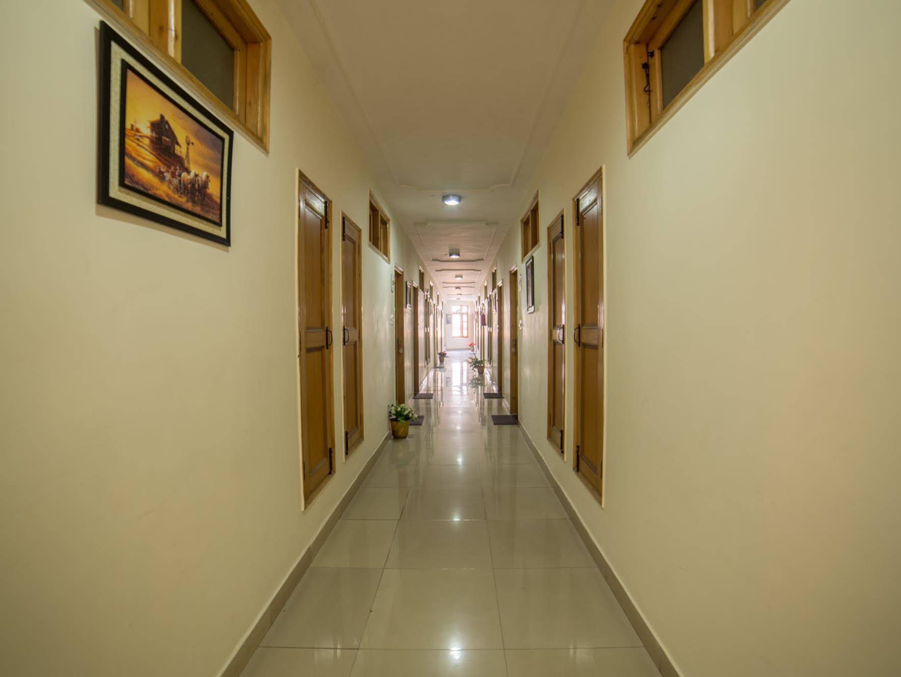 Hotel Satkar Residency