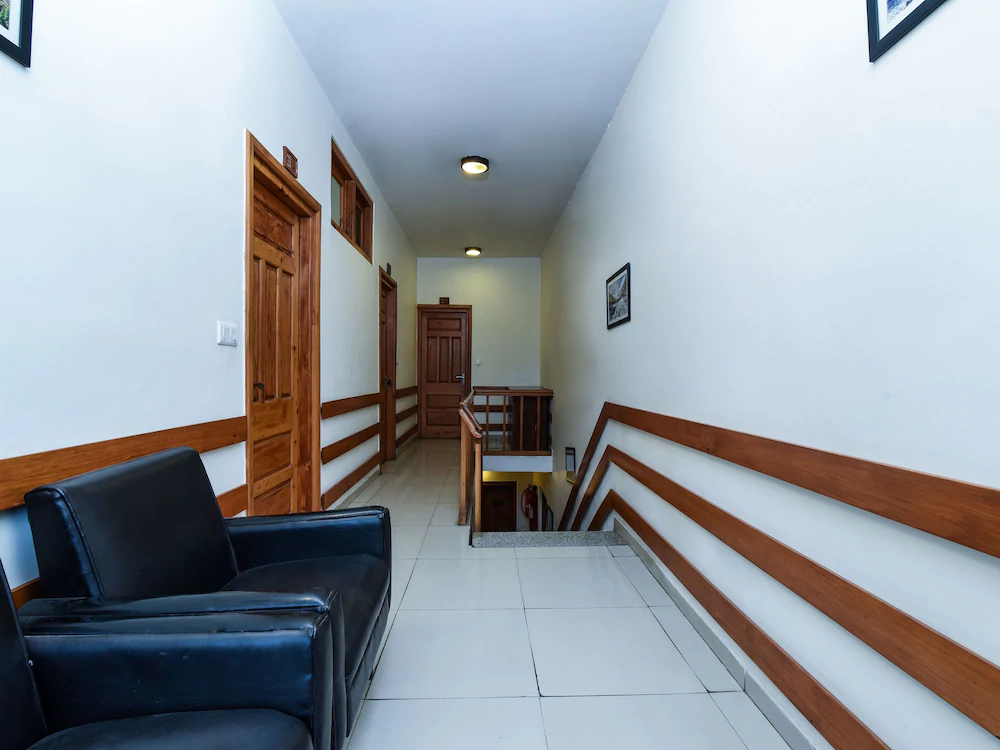 Hotel Sunflower by OYO Rooms