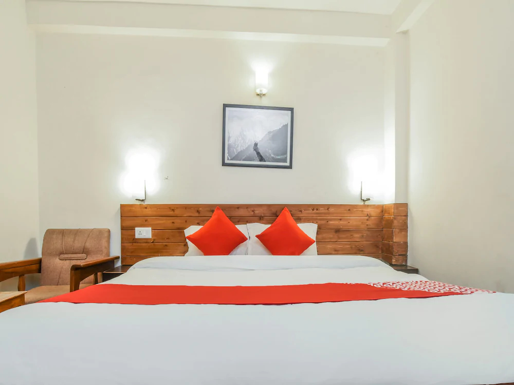 Hotel Sunflower by OYO Rooms