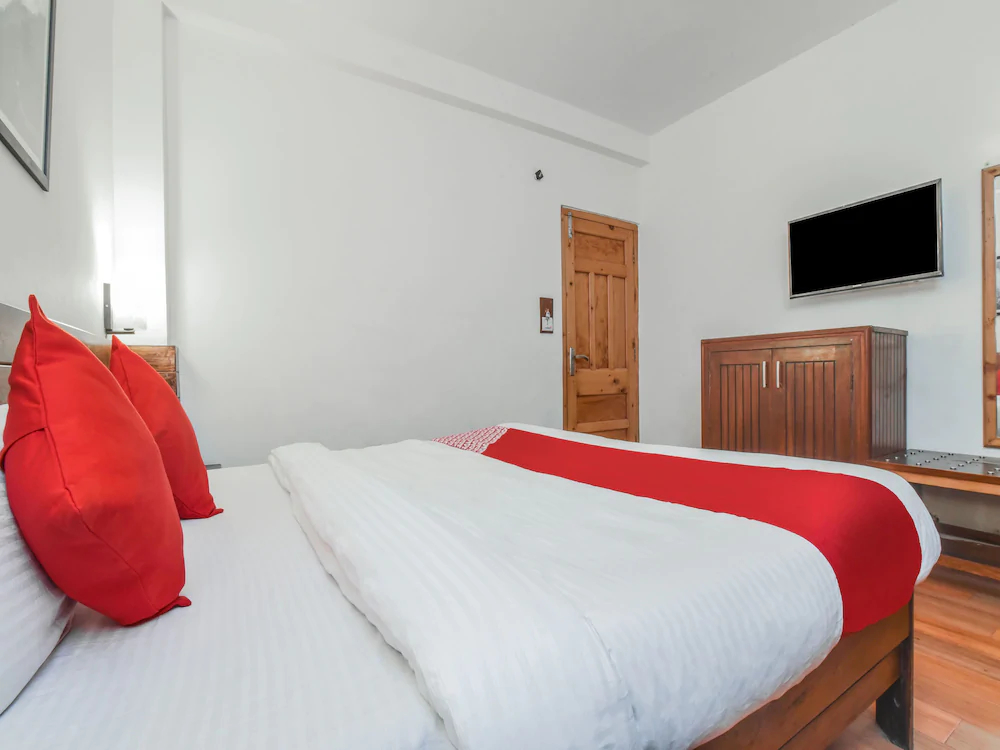 Hotel Sunflower by OYO Rooms
