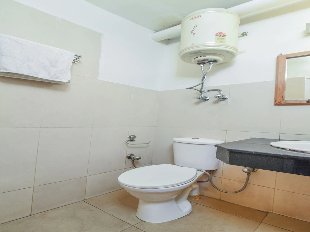 Hotel Sunflower by OYO Rooms