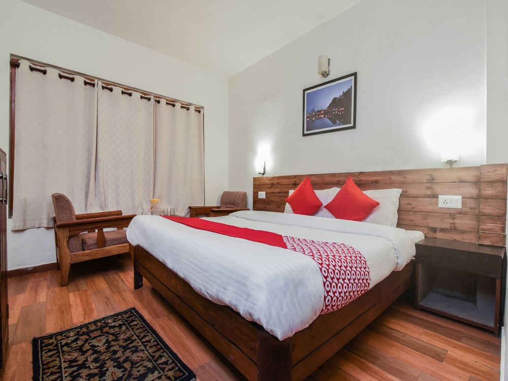 Hotel Sunflower by OYO Rooms