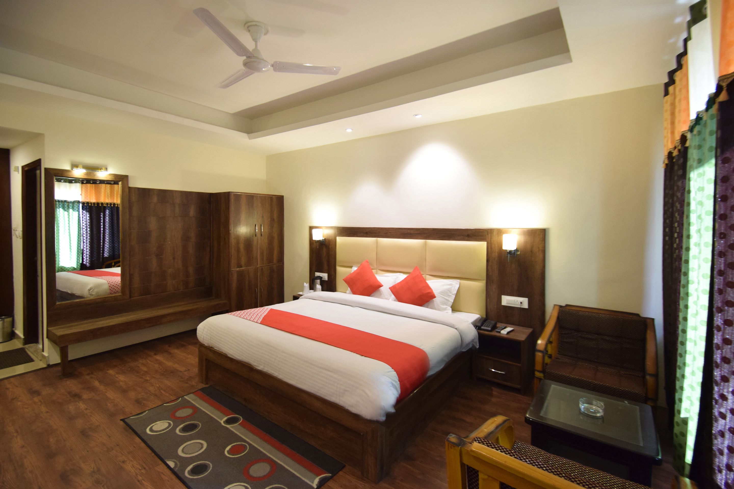 Hotel Sunrise Villa by OYO
