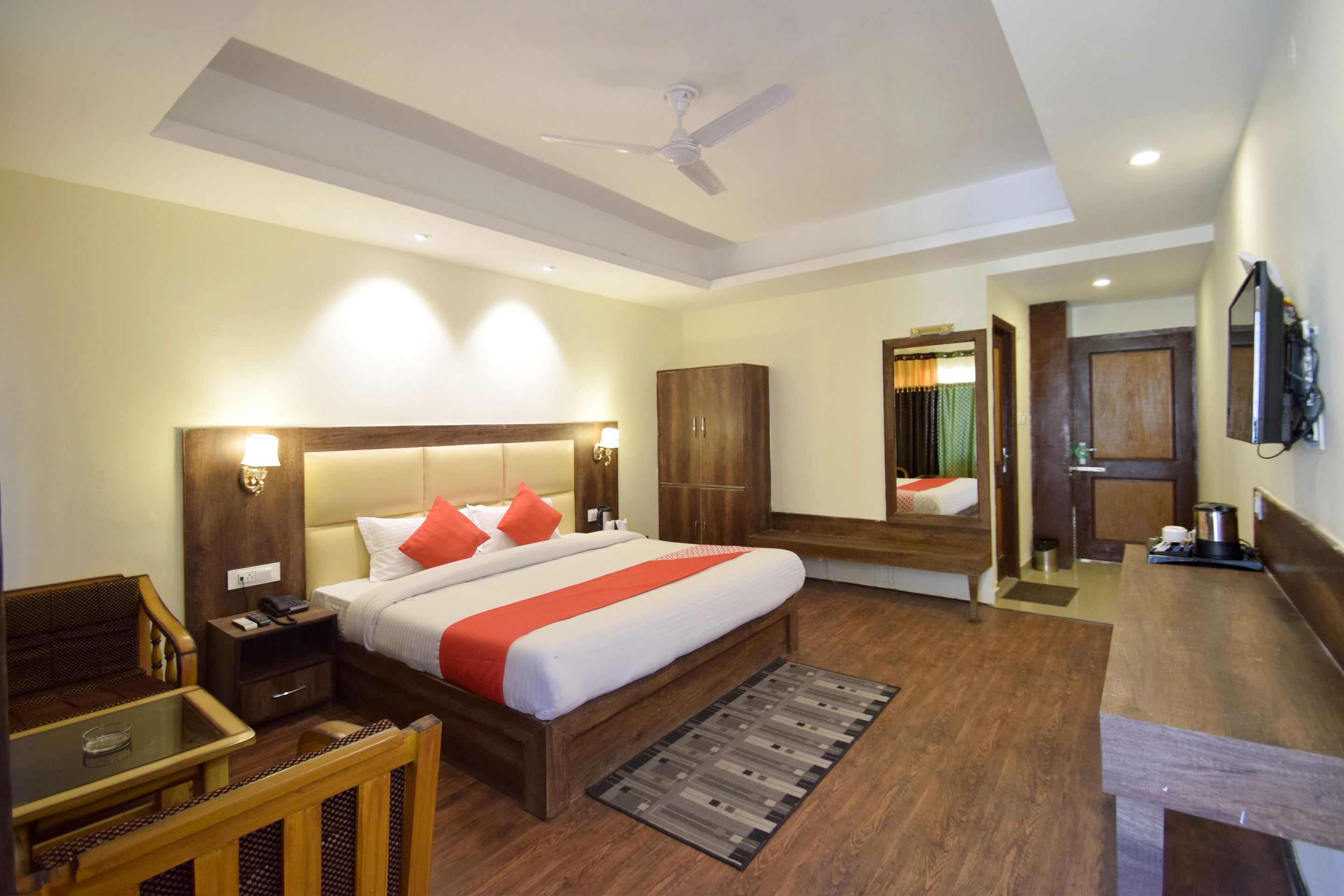 Hotel Sunrise Villa by OYO