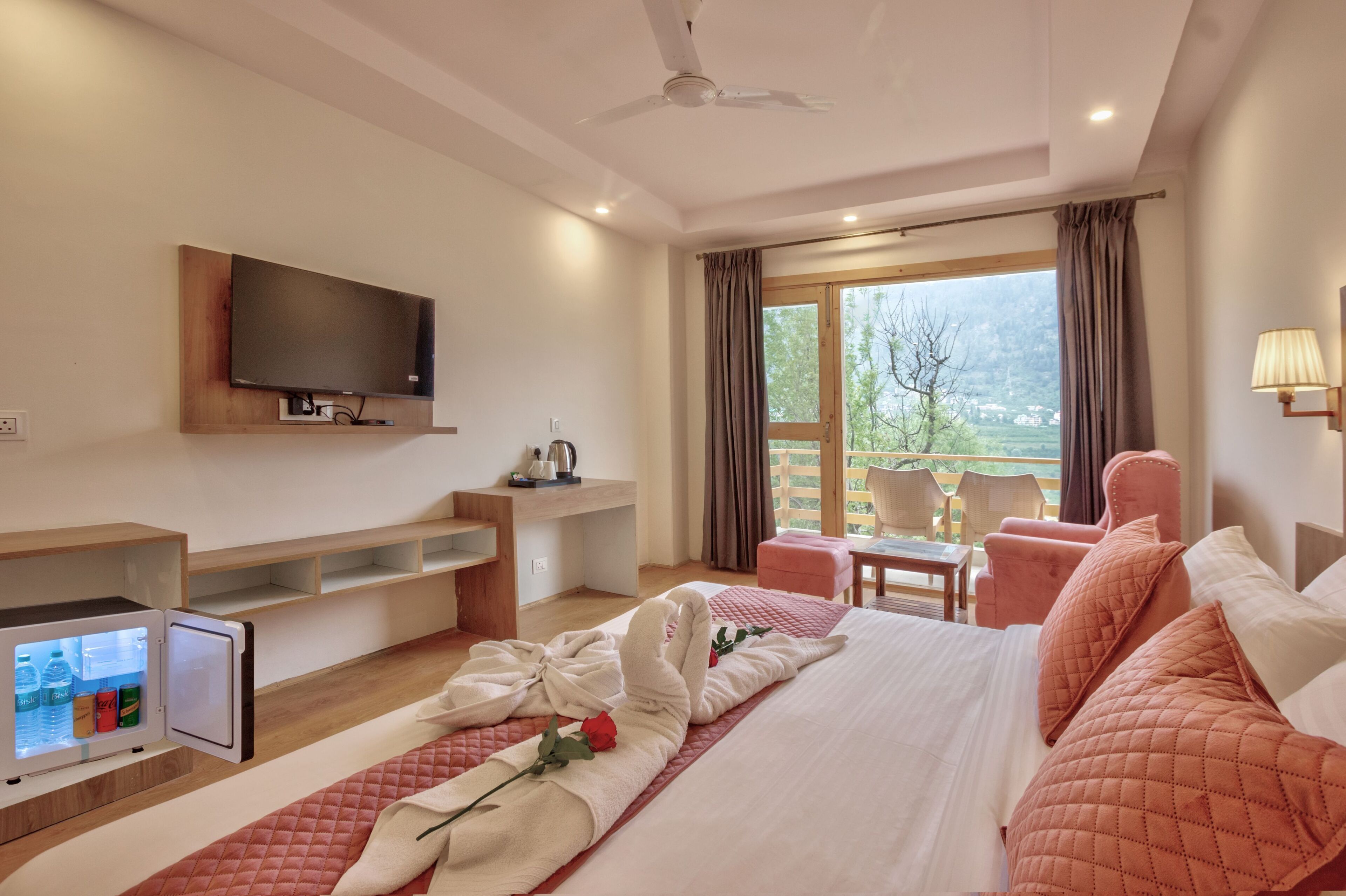 Hotel Tejas Manali by Ptw Hotels