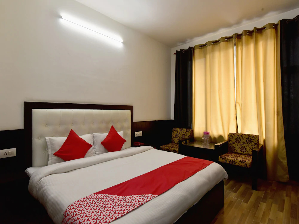 Hotel Whispering River by OYO Rooms