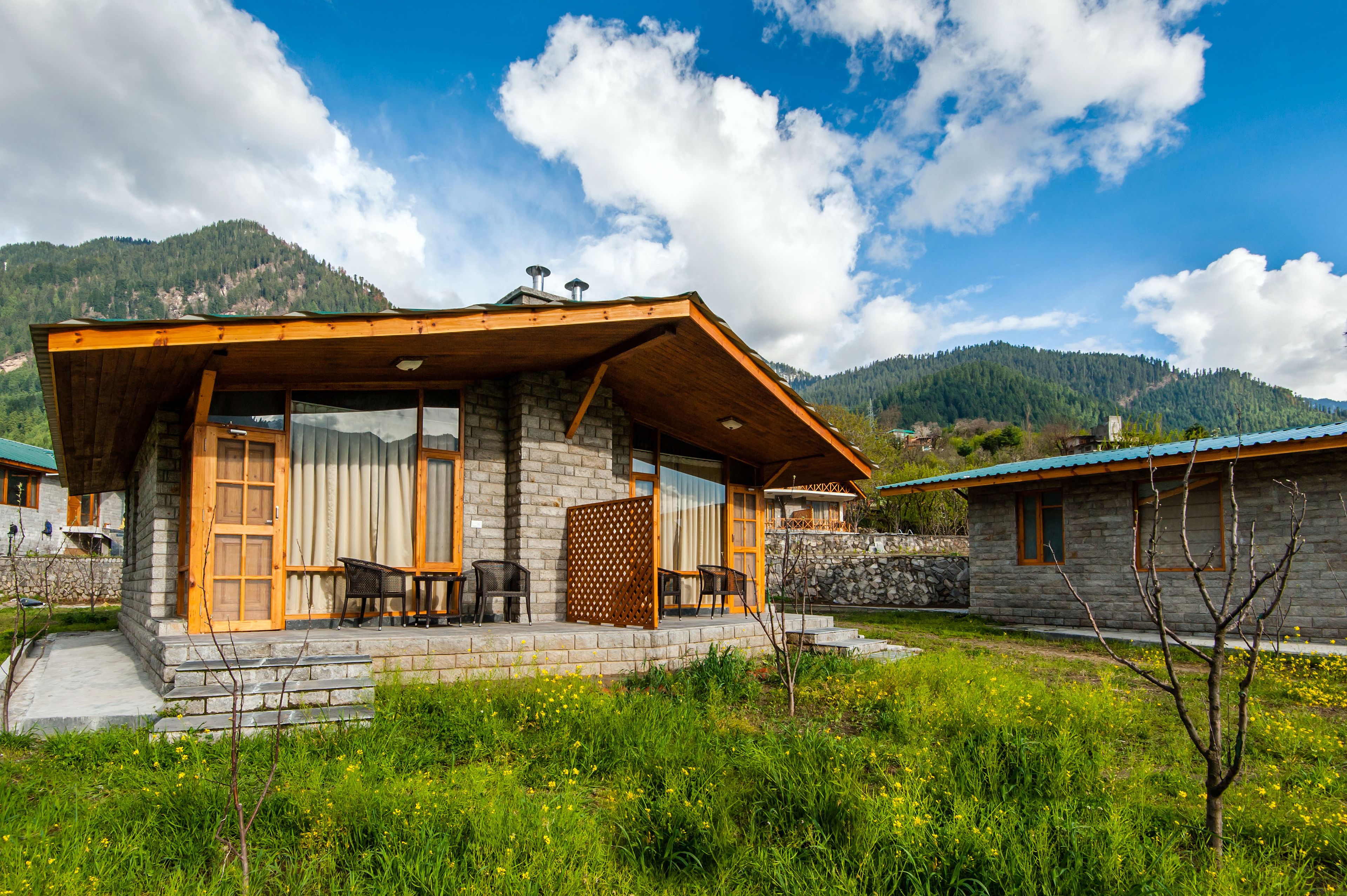 LaRiSa Mountain Retreat by Svenska