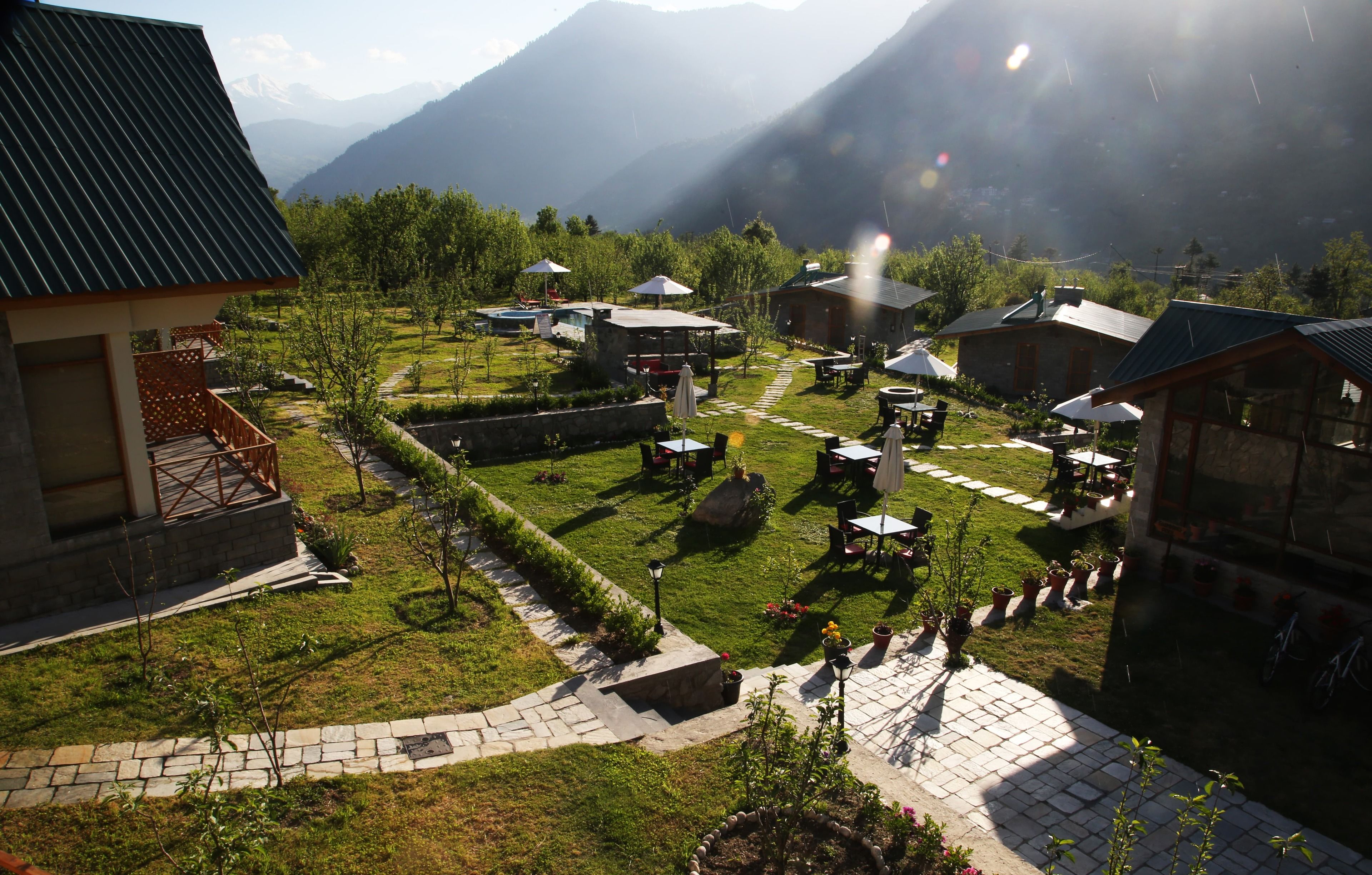 LaRiSa Mountain Retreat by Svenska