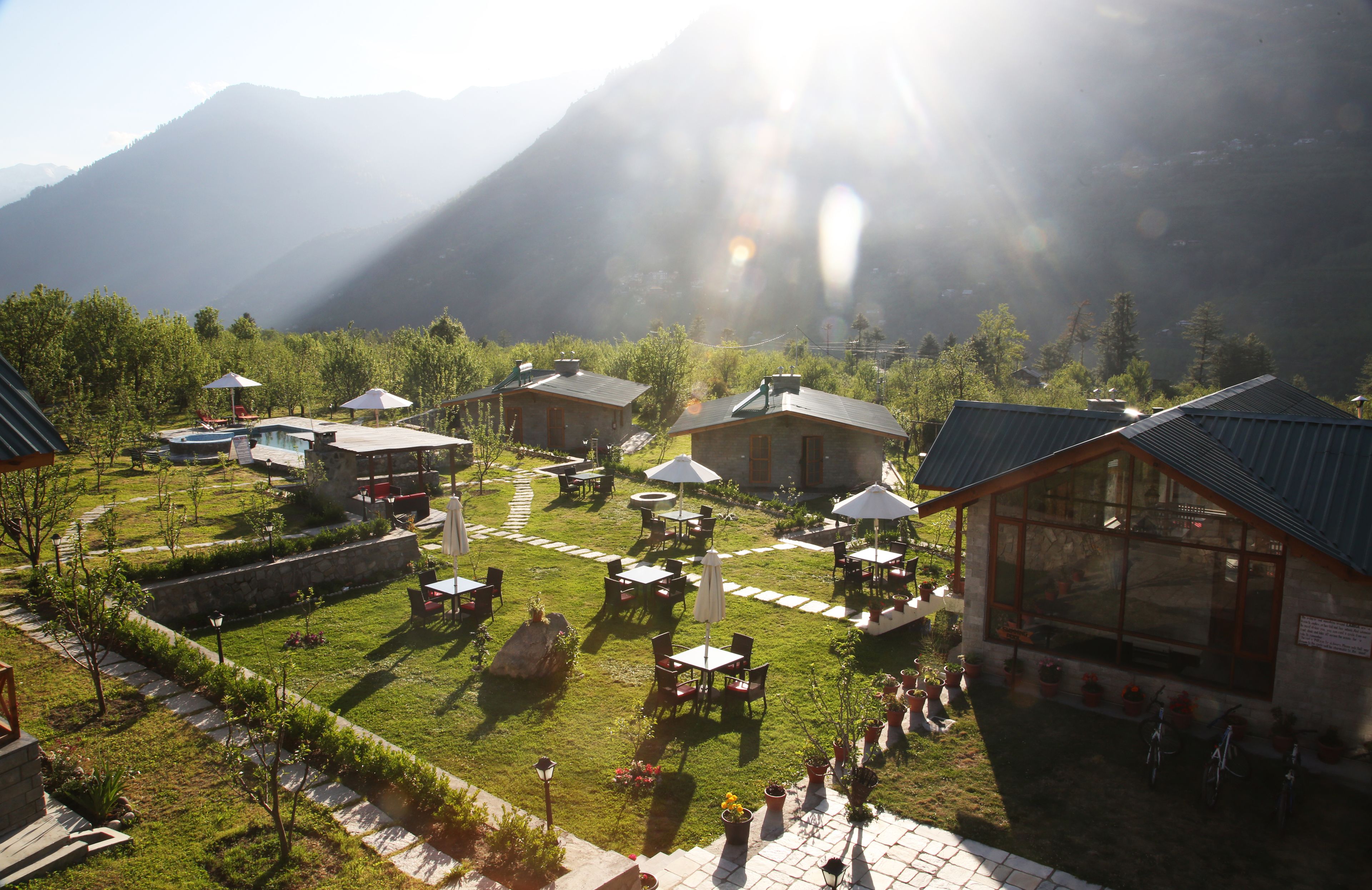 LaRiSa Mountain Retreat by Svenska