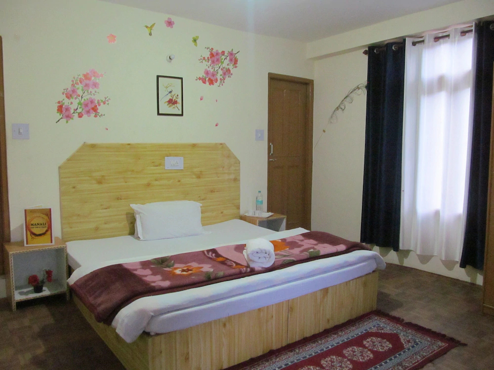 Manali Top Inn and Cafe