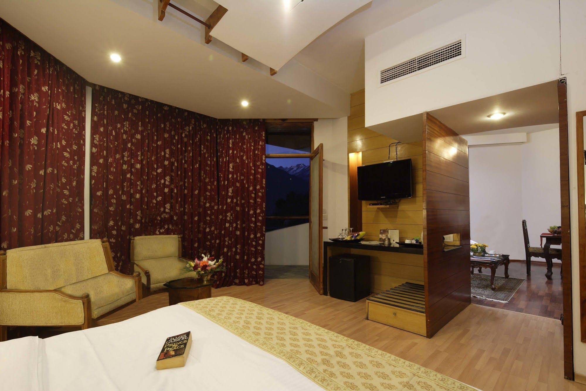 Manuallaya The Resort Spa