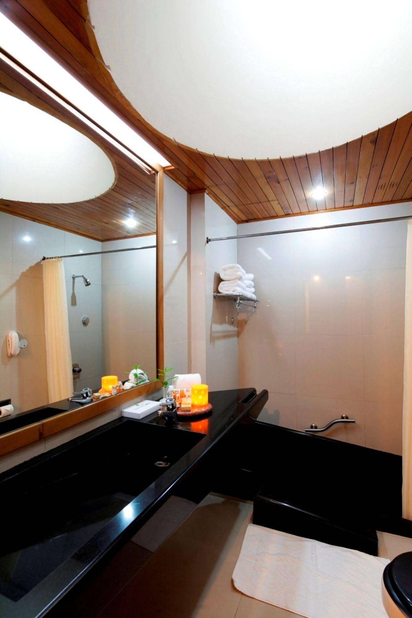 Manuallaya The Resort Spa