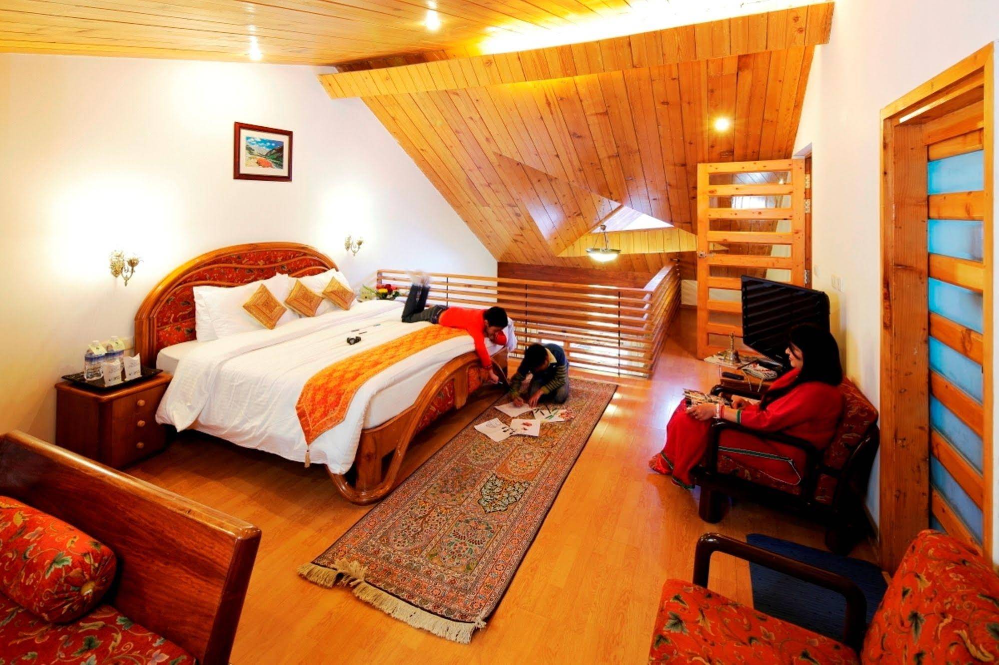 Manuallaya The Resort Spa