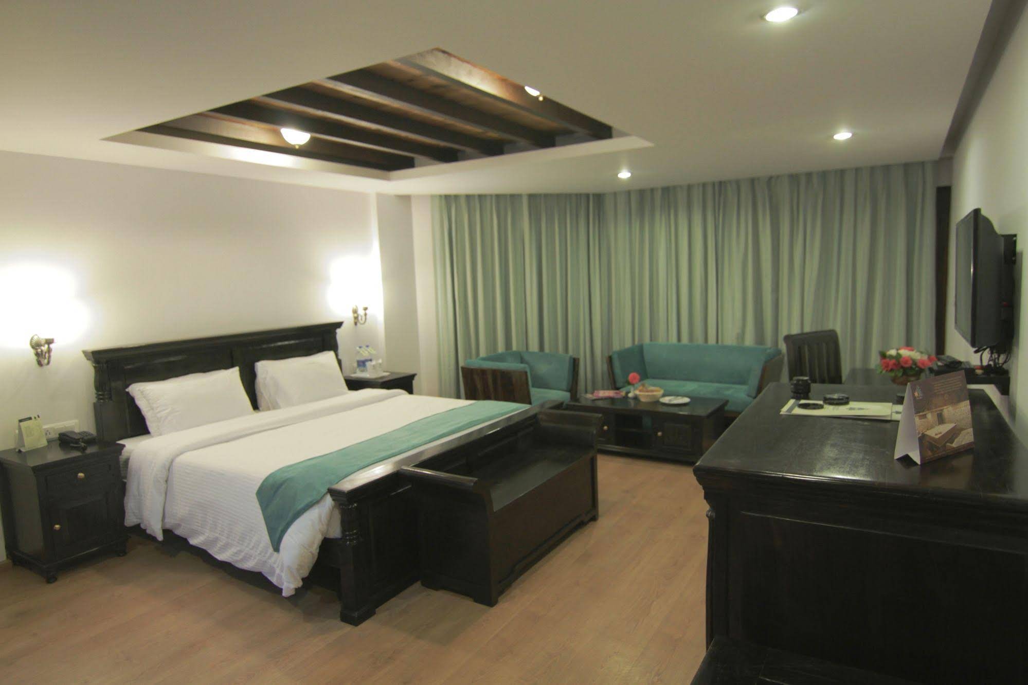 Manuallaya The Resort Spa