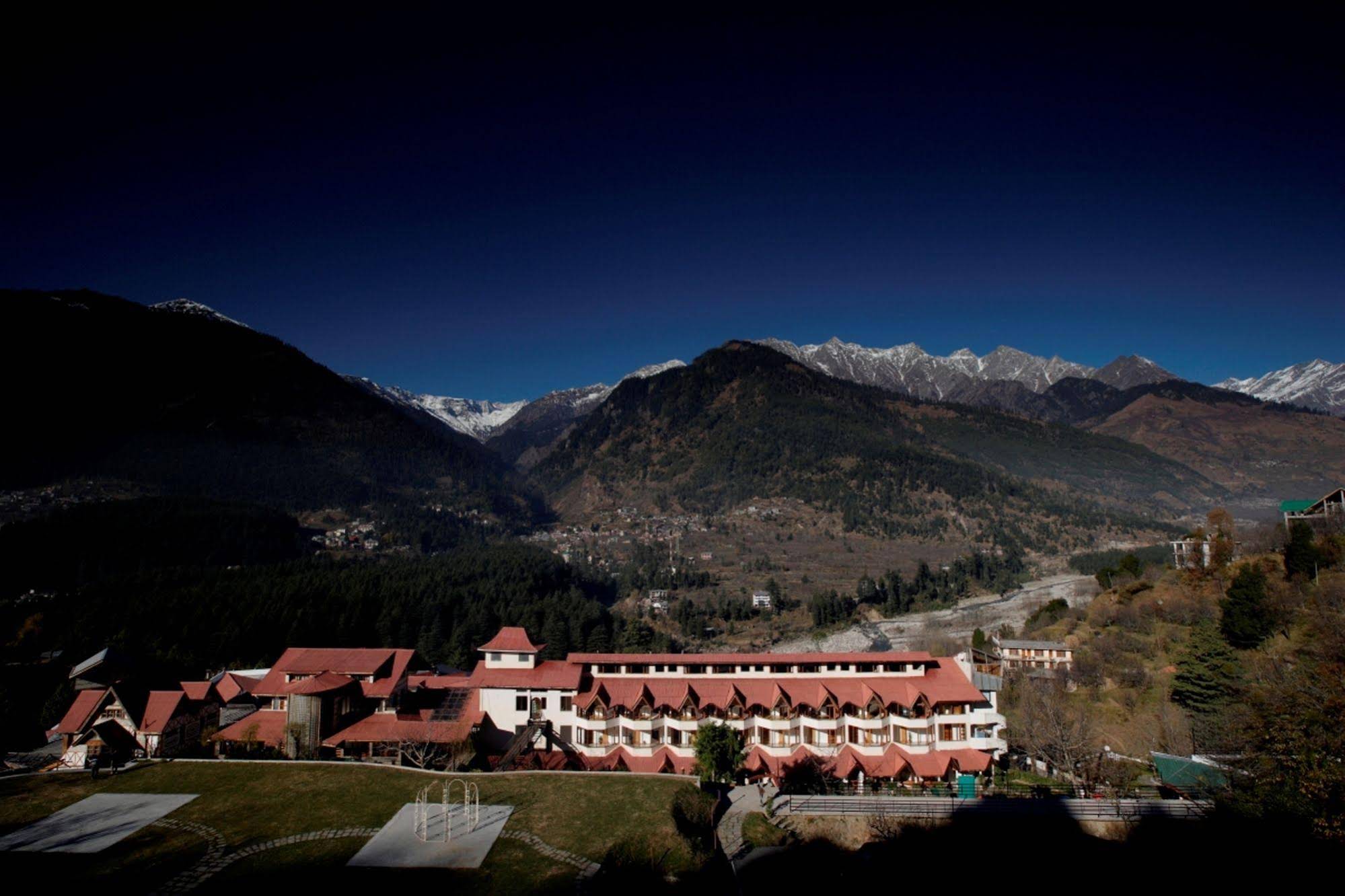 Manuallaya The Resort Spa