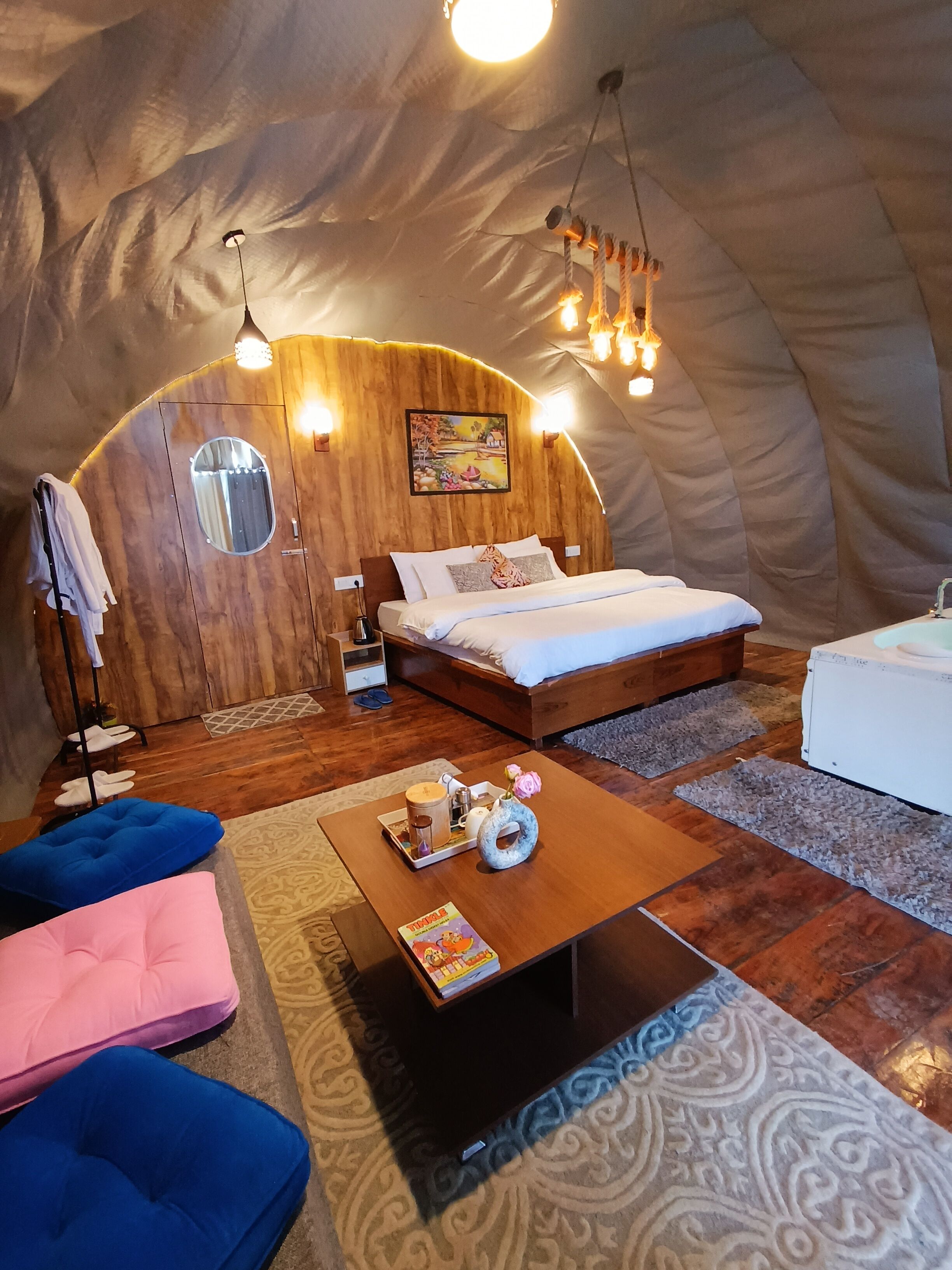 Nirvana Hamta Retreat