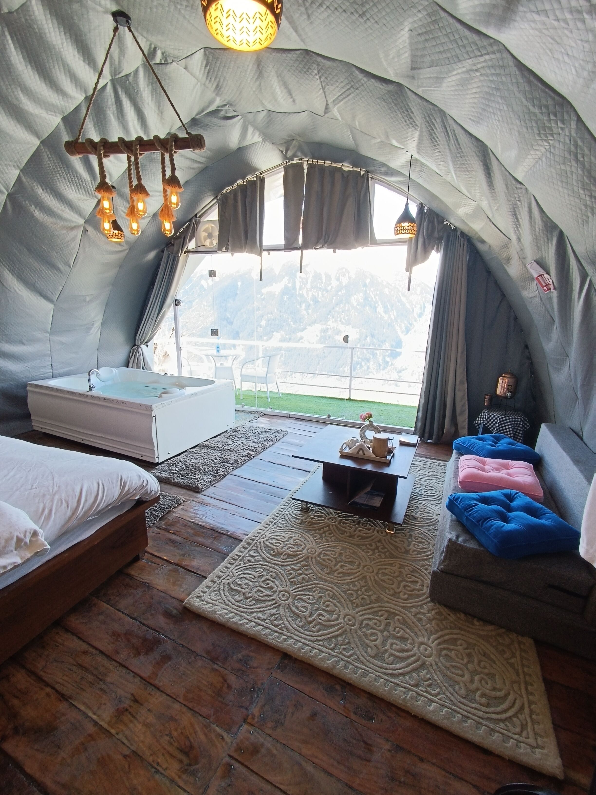 Nirvana Hamta Retreat