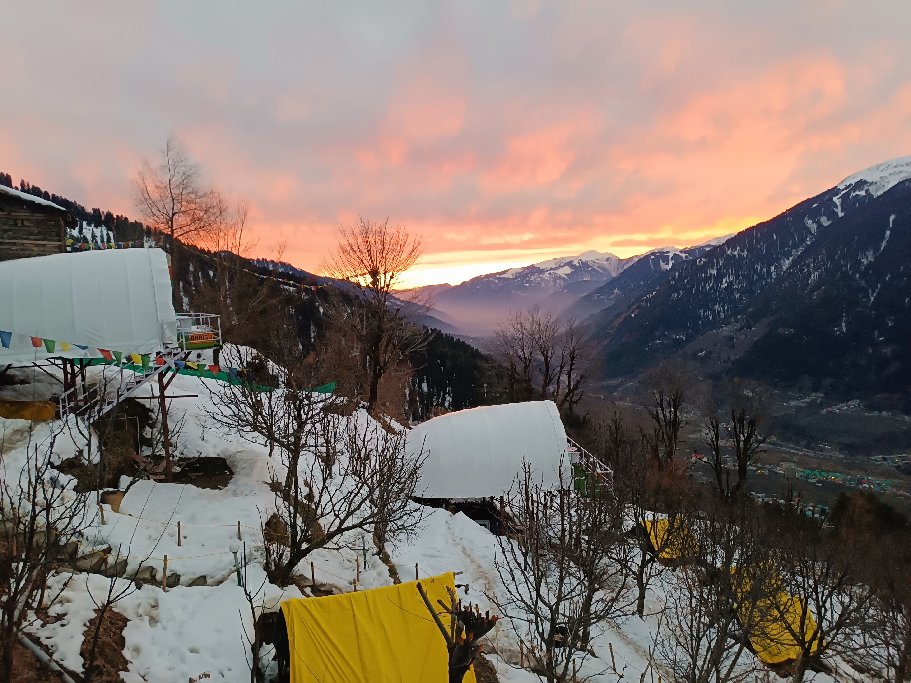 Nirvana Hamta Retreat