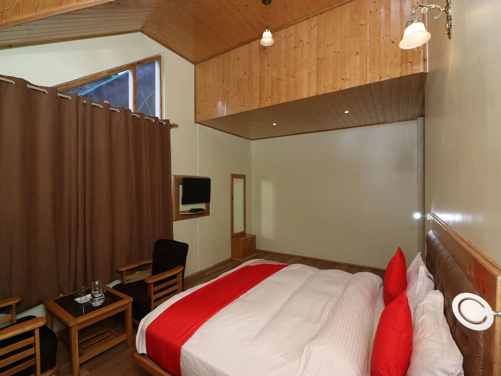 OYO Home 14011 Nature View Wooden Stay