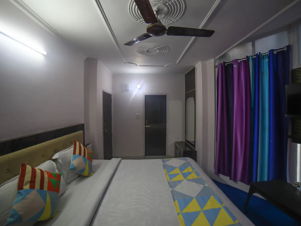 OYO Home 18419 Cozy Stay