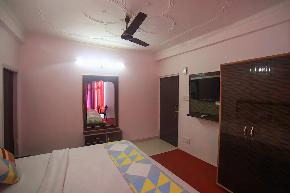 OYO Home 18419 Cozy Stay