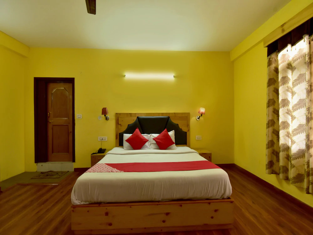 Radhika Cottage by OYO Rooms