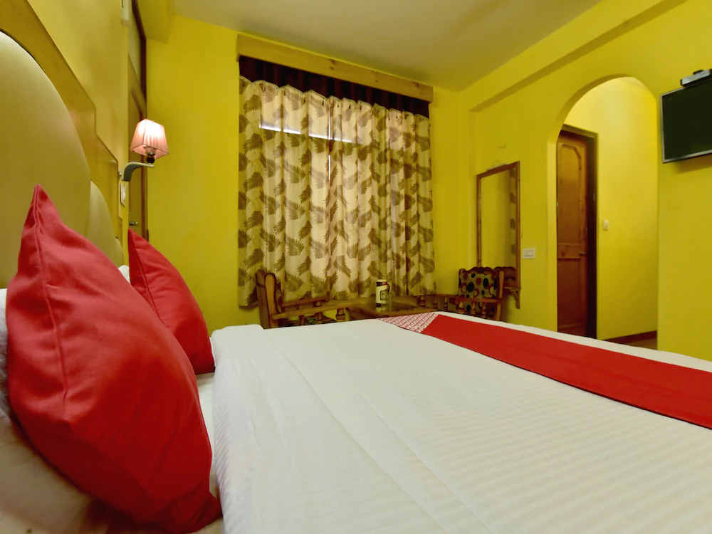 Radhika Cottage by OYO Rooms