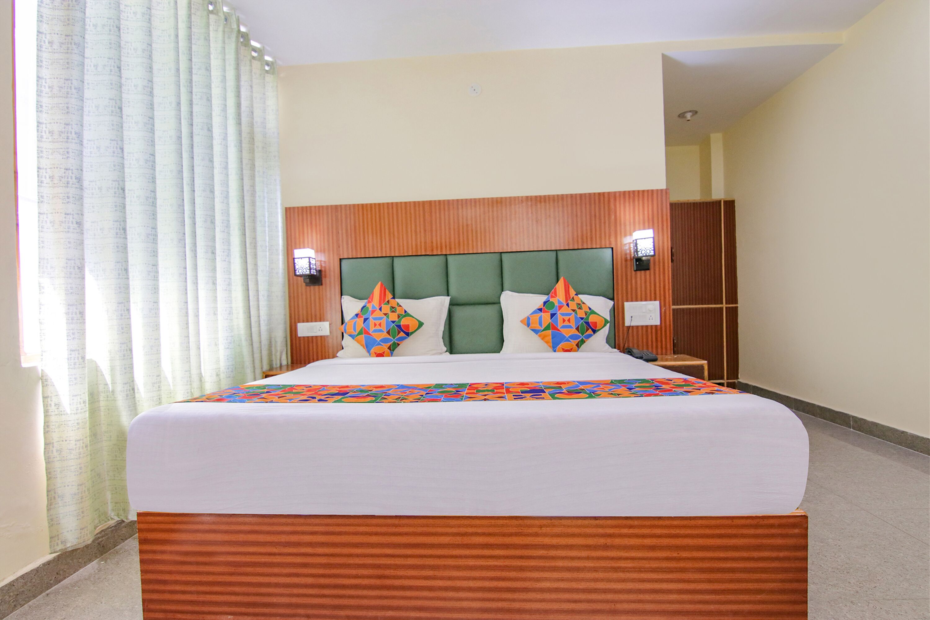 Royal Galaxy by Fabhotel