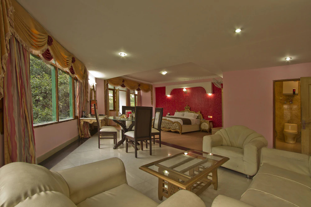Royal Park Resort