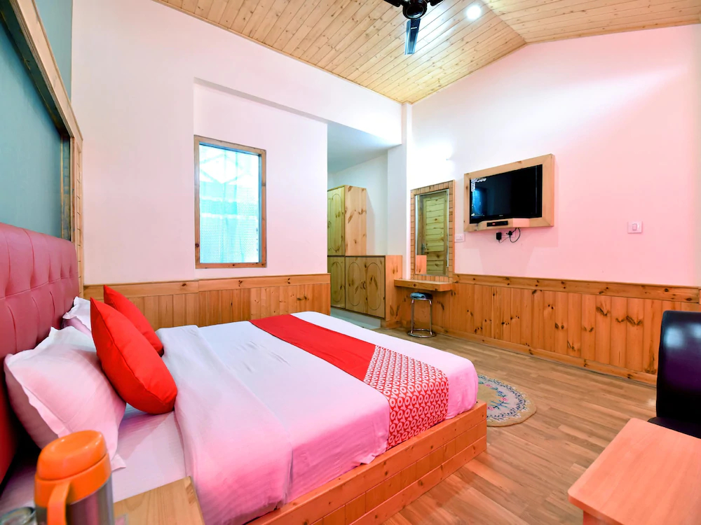 Satyam Paradise by OYO Rooms
