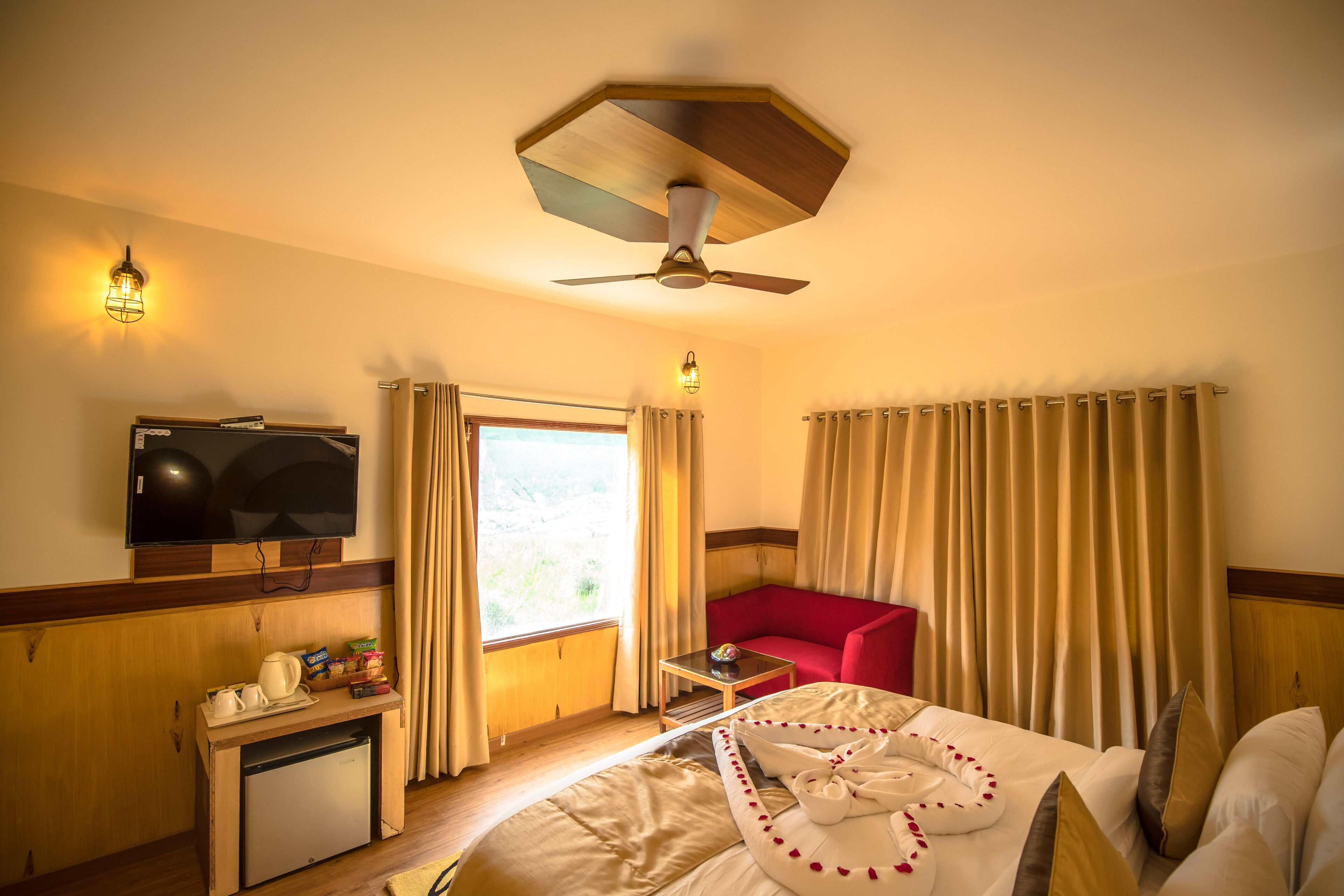 Signature Manali