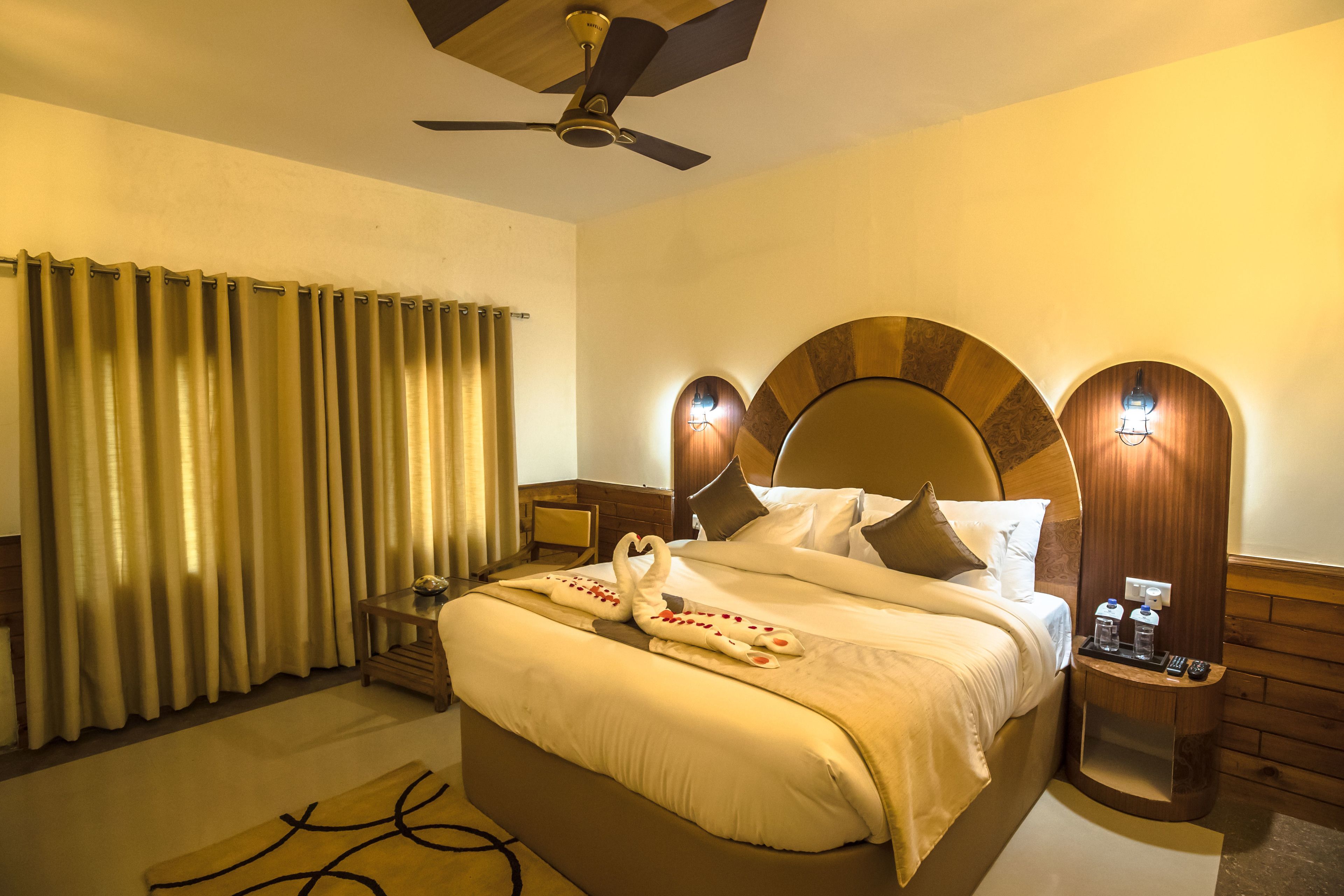 Signature Manali