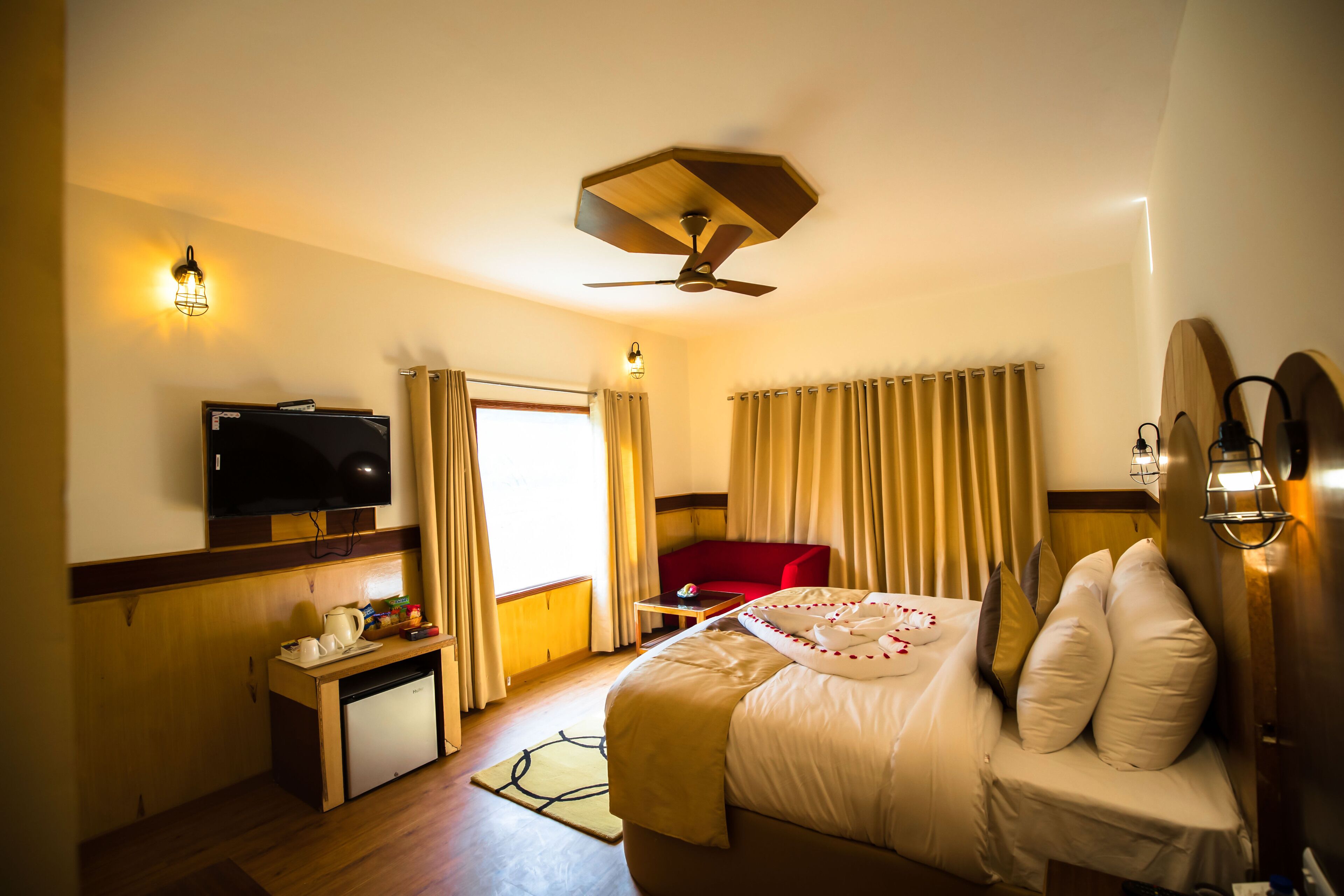 Signature Manali