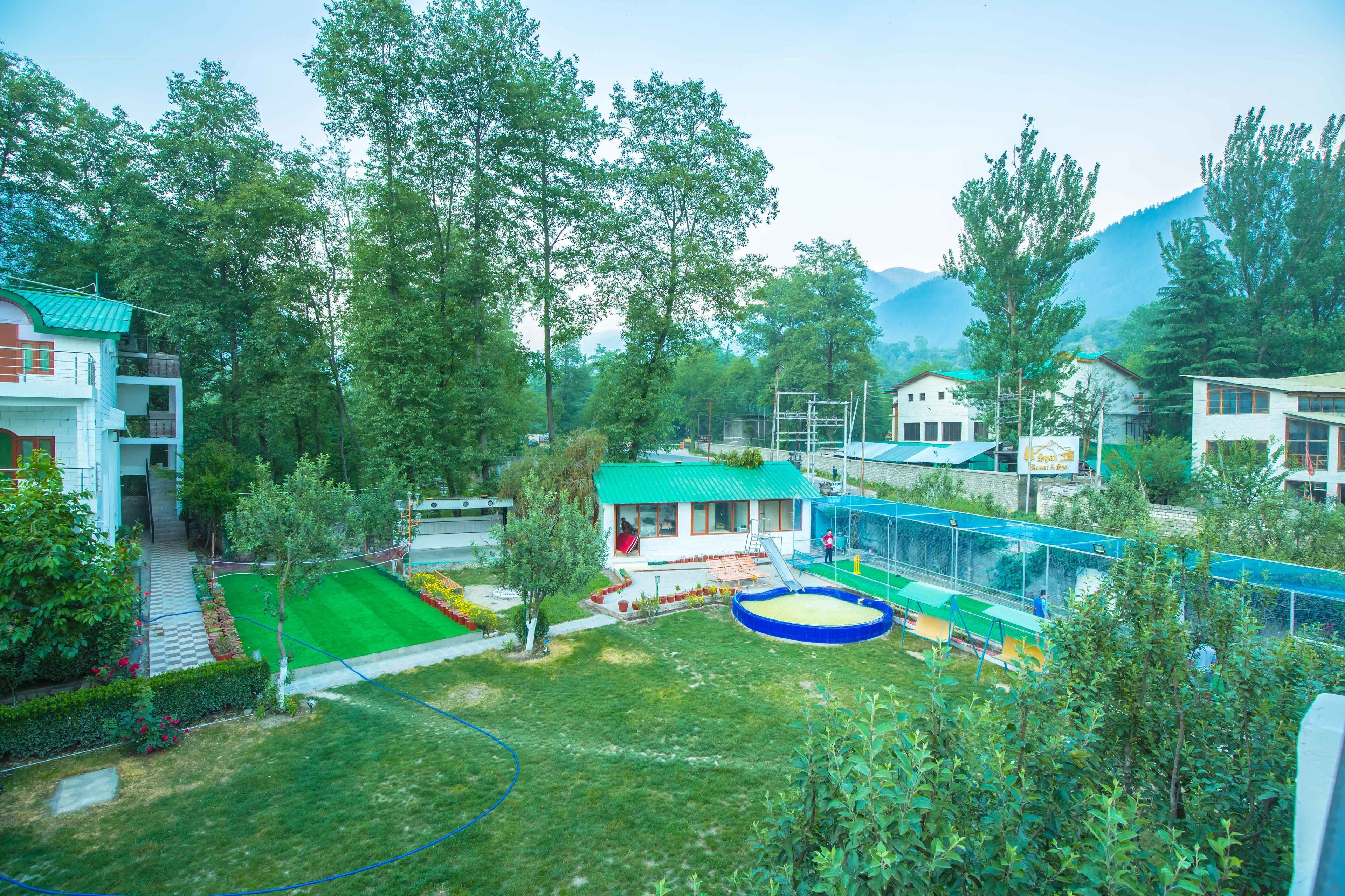 Signature Manali