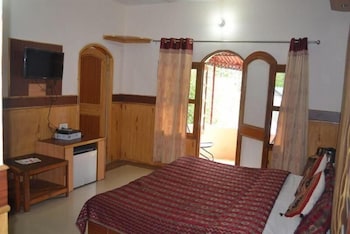Signature Manali