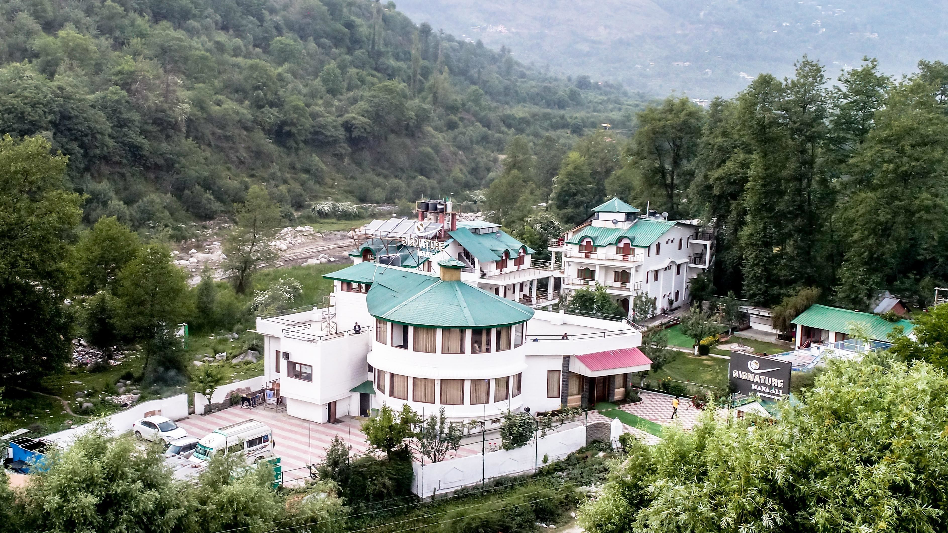 Signature Manali