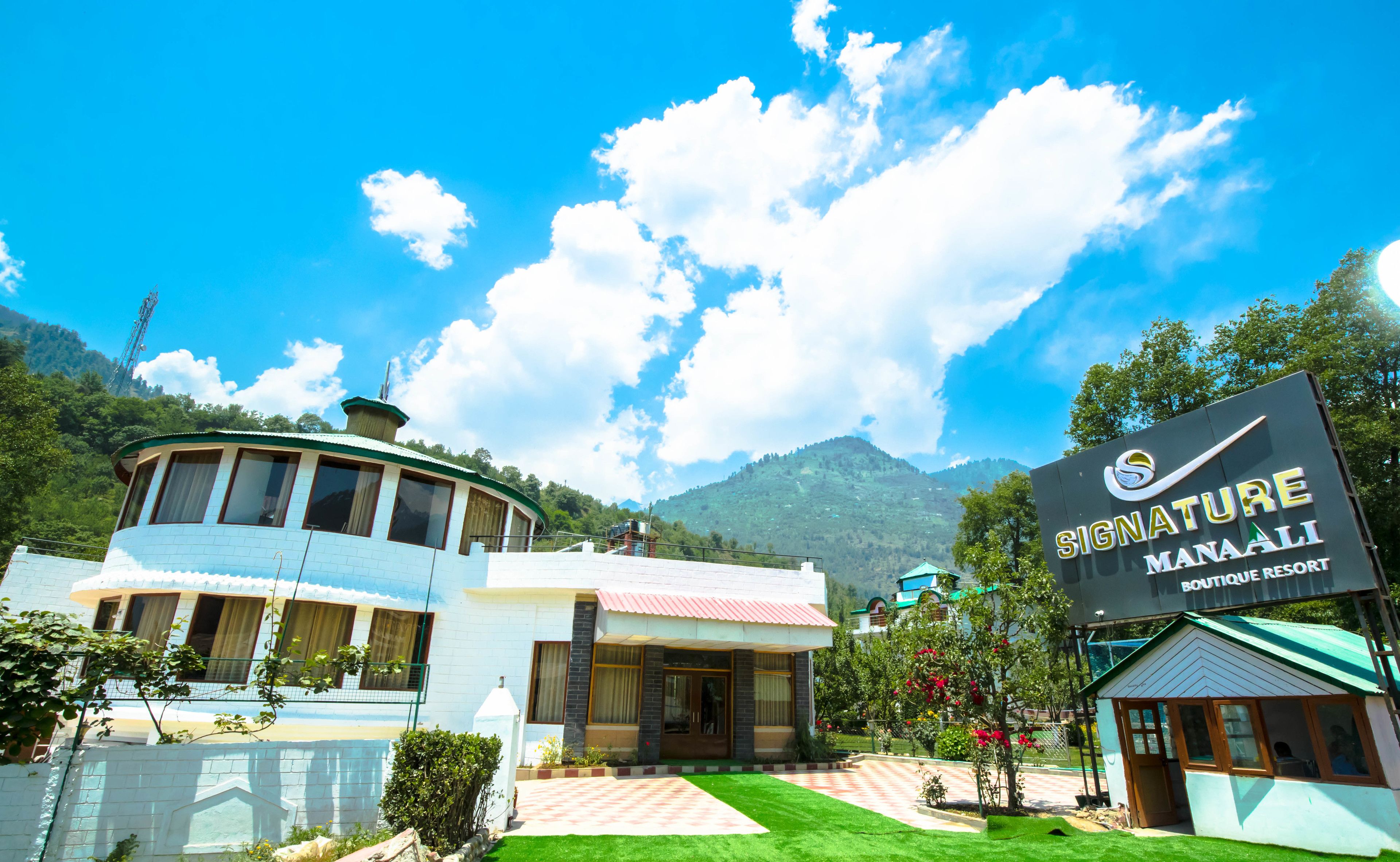 Signature Manali