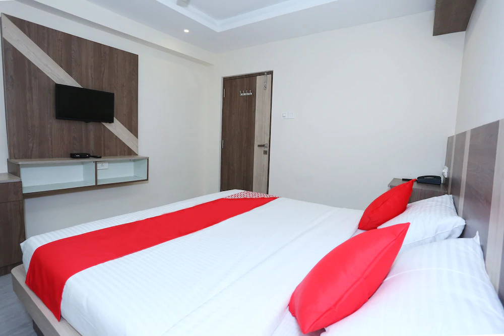 Snow Hills by OYO Rooms