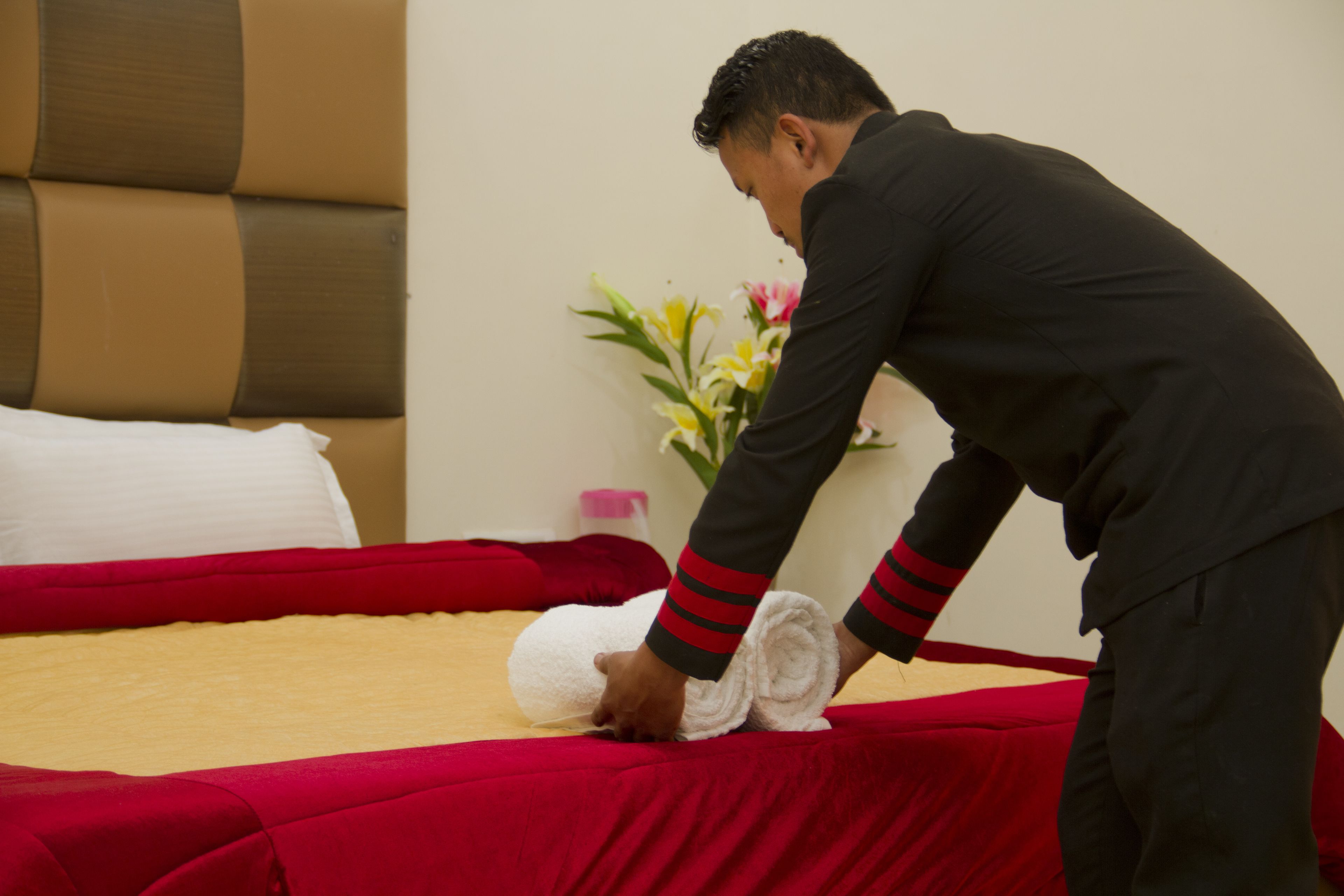 Snow Touch Resort By Sriniwasa Hotels