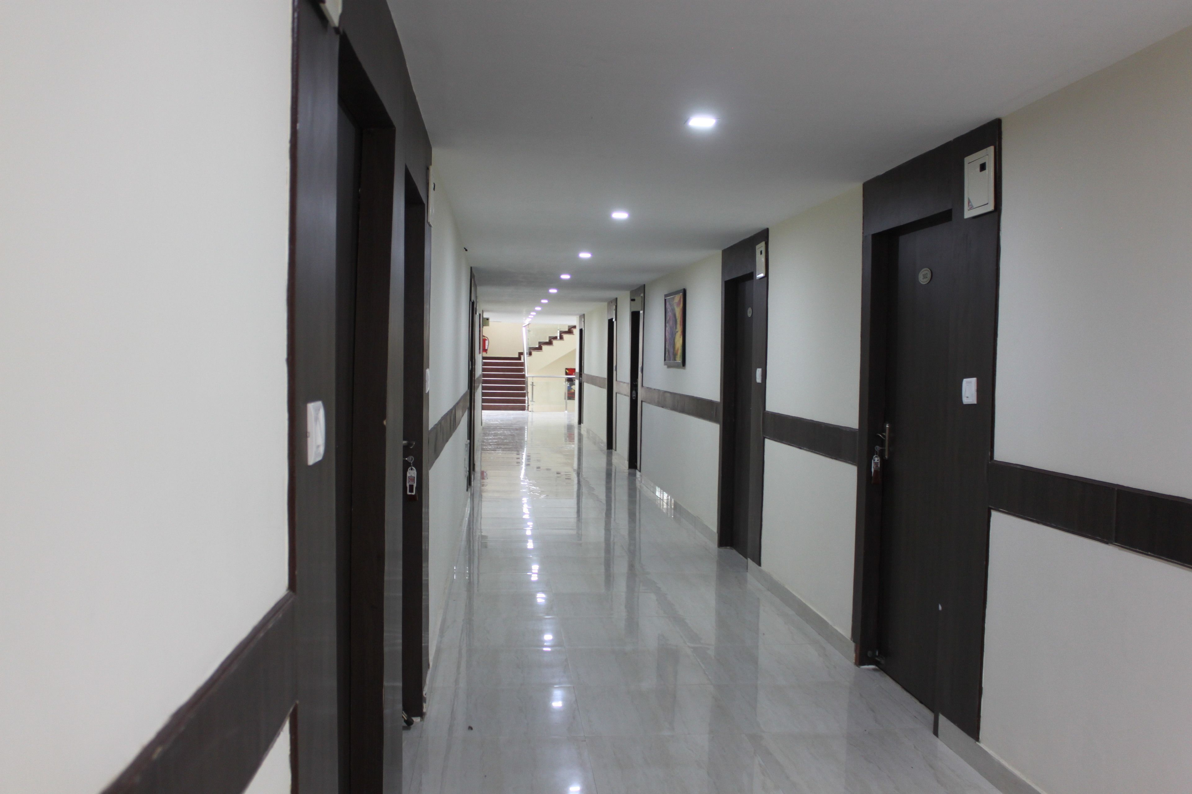 Snow Touch Resort By Sriniwasa Hotels