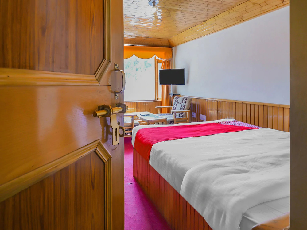 Solang Holiday Inn By OYO Rooms