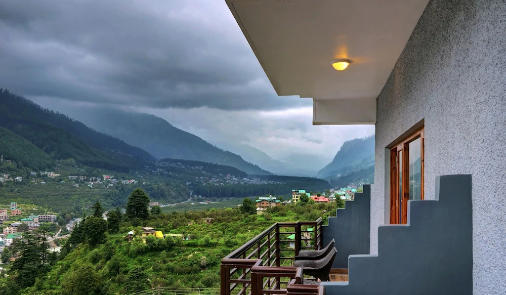 Summit Chandertal Regency Hotel & Spa