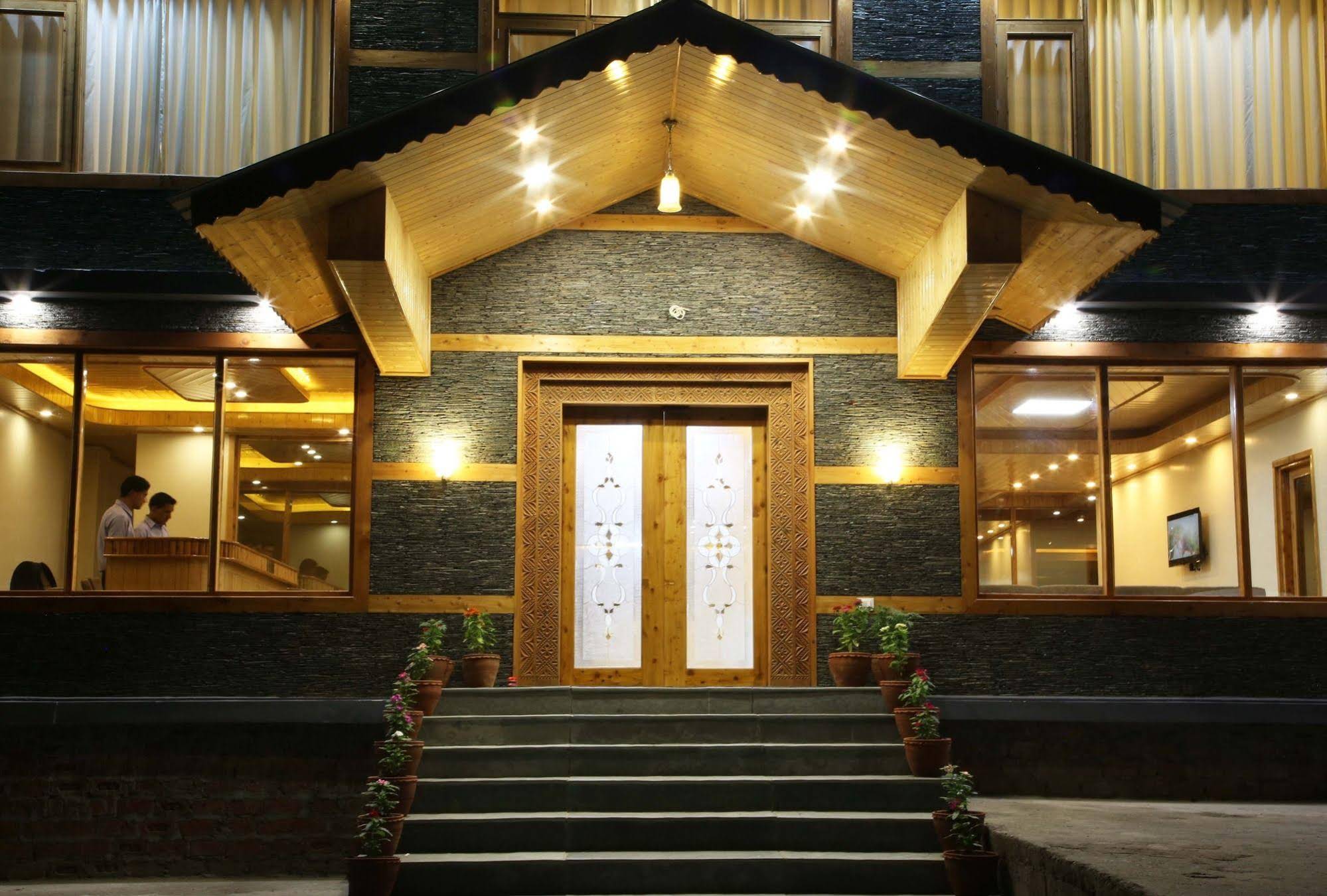 The Holiday Heights Manali