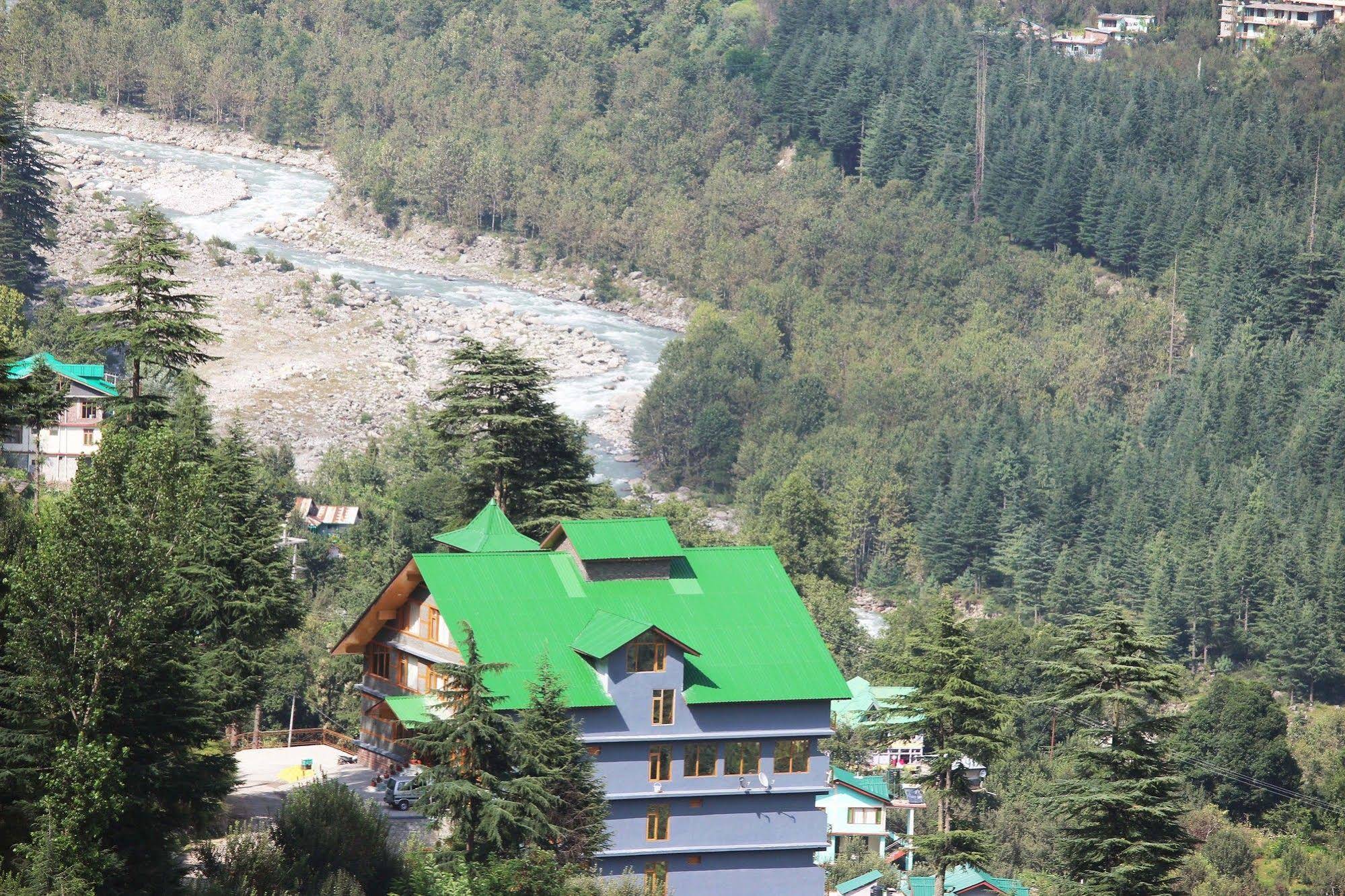 The Holiday Heights Manali