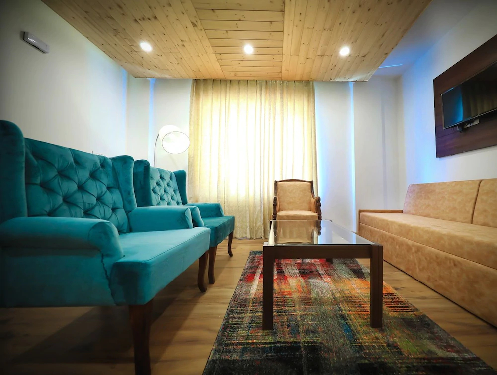 The Laurent & Banon Resorts