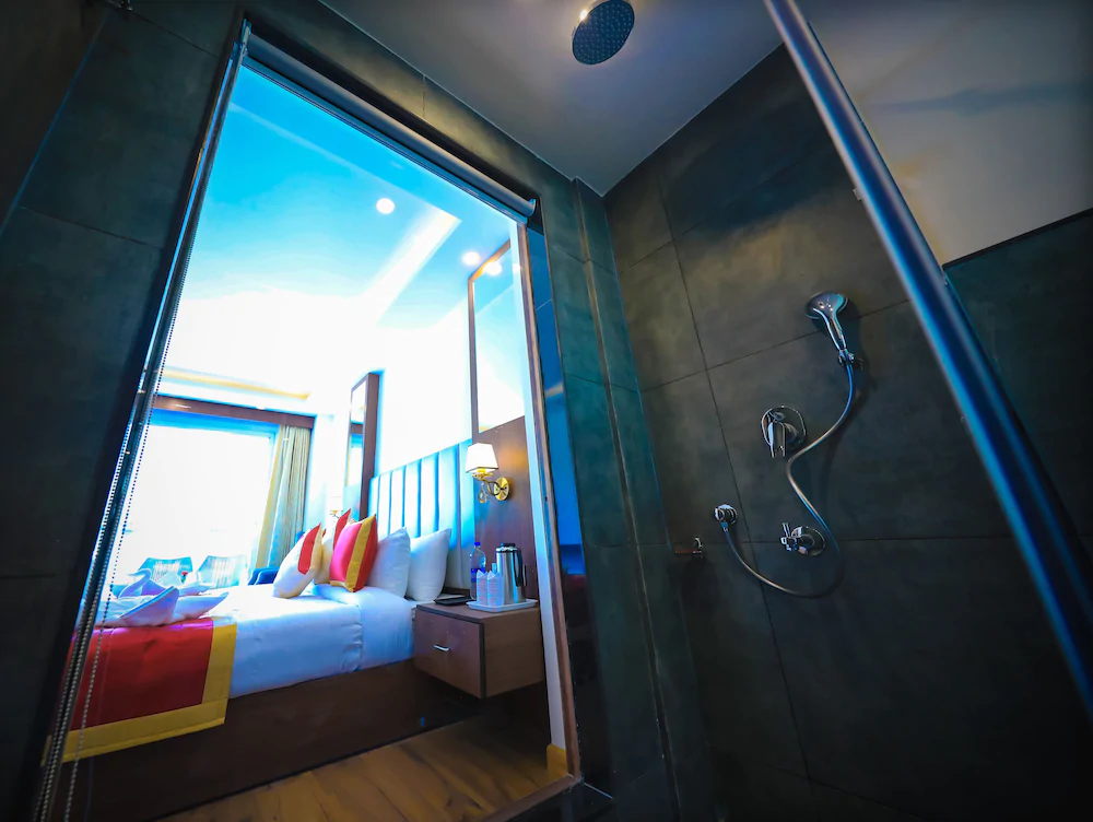 The Laurent & Banon Resorts